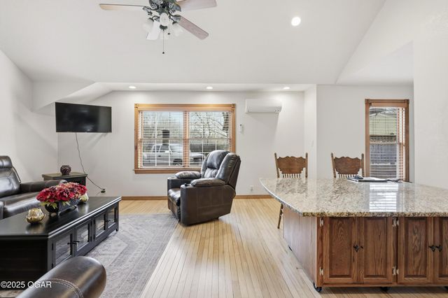 7953 Co Ln 192, Carthage, MO 64836