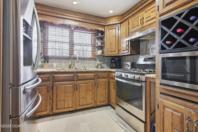 7953 Co Ln 192, Carthage, MO 64836