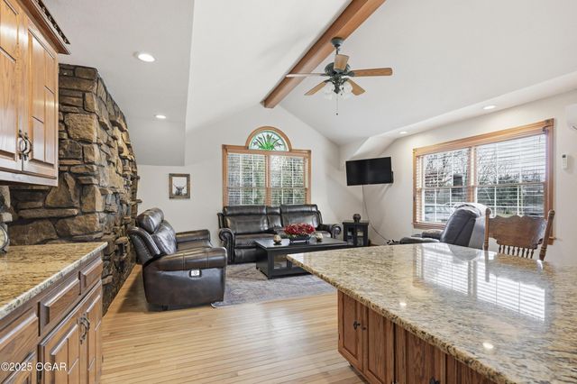 7953 Co Ln 192, Carthage, MO 64836