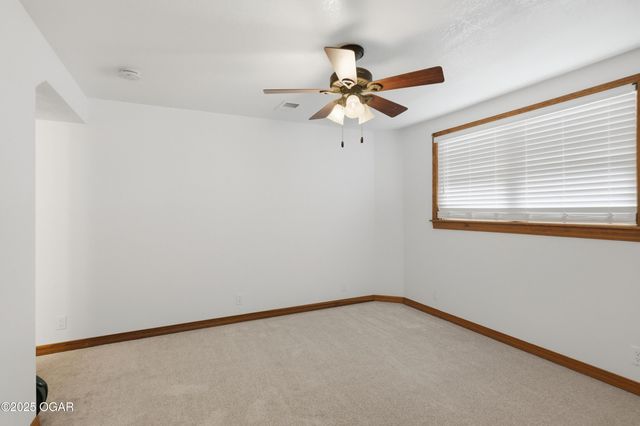 7953 Co Ln 192, Carthage, MO 64836