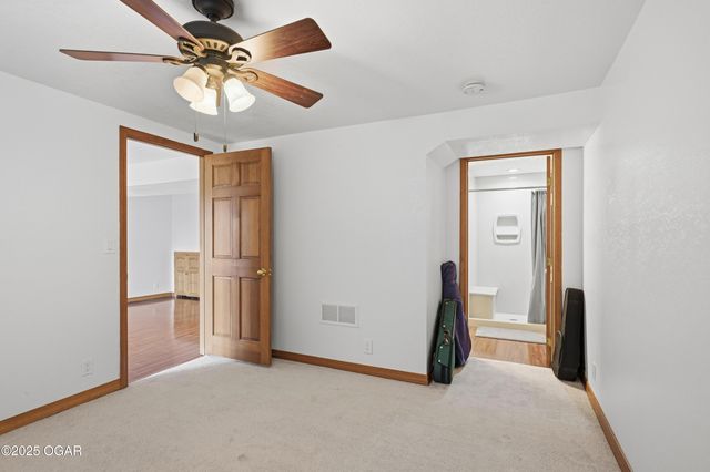 7953 Co Ln 192, Carthage, MO 64836