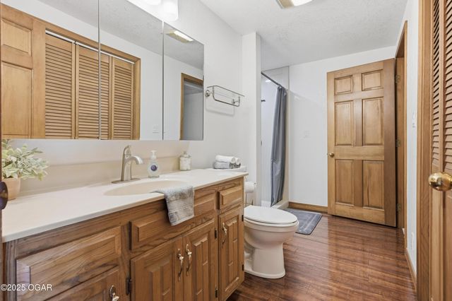 7953 Co Ln 192, Carthage, MO 64836