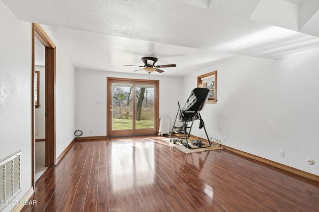 7953 Co Ln 192, Carthage, MO 64836