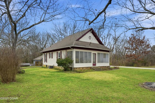 7953 Co Ln 192, Carthage, MO 64836