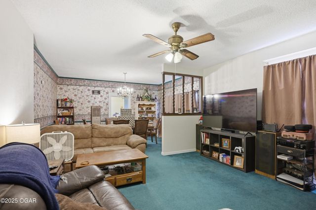 7953 Co Ln 192, Carthage, MO 64836