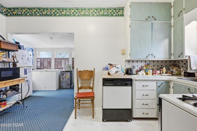 7953 Co Ln 192, Carthage, MO 64836