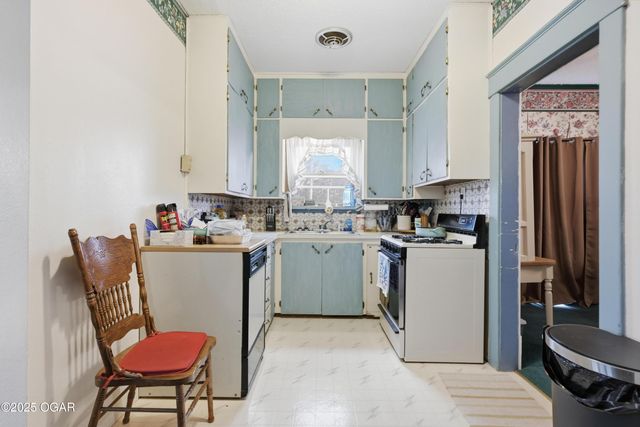 7953 Co Ln 192, Carthage, MO 64836