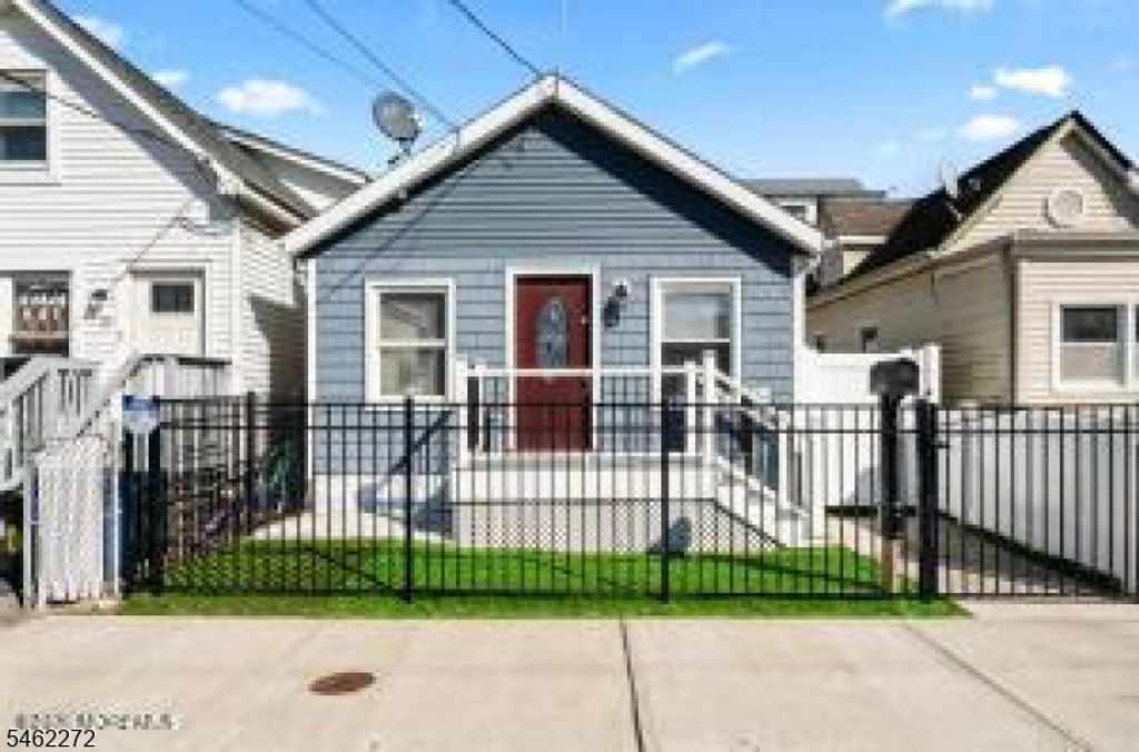 20 Highland Ave, Keansburg Boro, NJ 07734