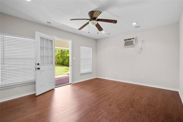 409 Summit Ridge Drive, Euless, TX 76039