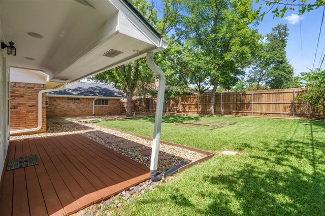 409 Summit Ridge Drive, Euless, TX 76039