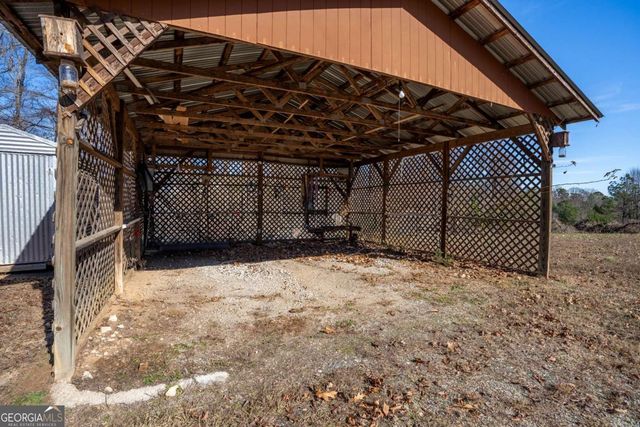 5784 Old Highway 441 N, Baldwin, GA 30511