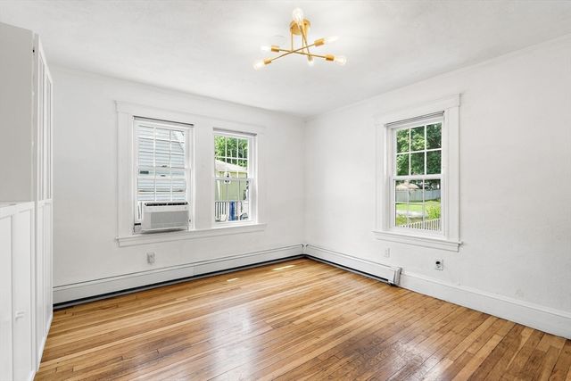 74 Galen St, Waltham, MA 02451