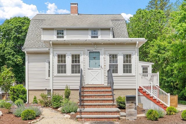 74 Galen St, Waltham, MA 02451