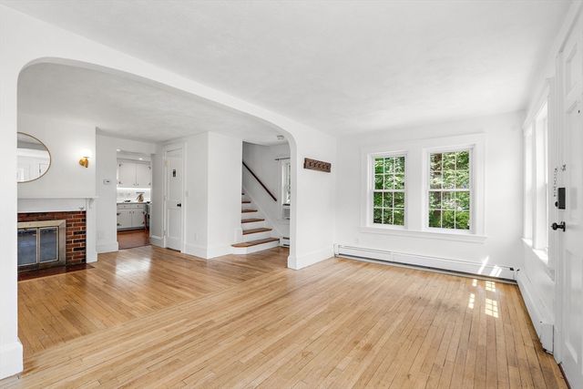74 Galen St, Waltham, MA 02451