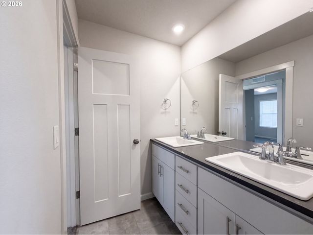 11319 Nw 317TH Ave, North Plains, OR 97133