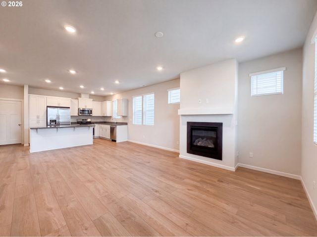 11319 Nw 317TH Ave, North Plains, OR 97133