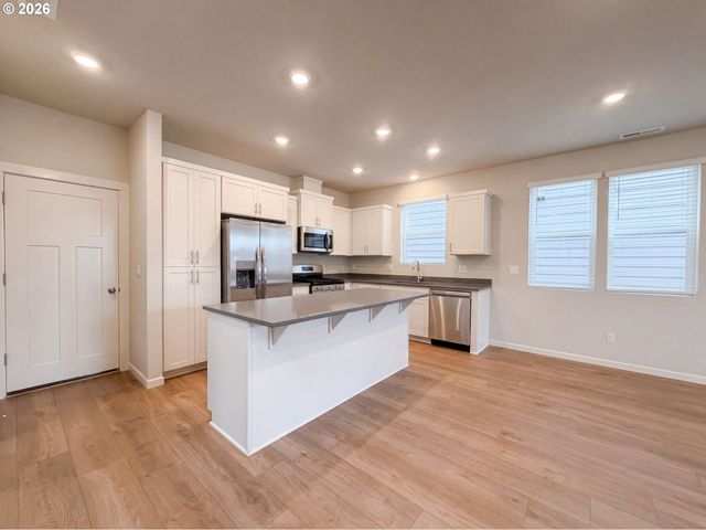 11319 Nw 317TH Ave, North Plains, OR 97133