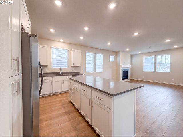 11319 Nw 317TH Ave, North Plains, OR 97133