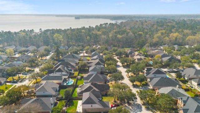15818 Mossy Shores Court, Houston, TX 77044