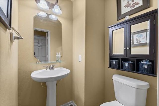 15818 Mossy Shores Court, Houston, TX 77044