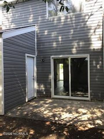 510 Myrtlewood Circle, Jacksonville, NC 28546