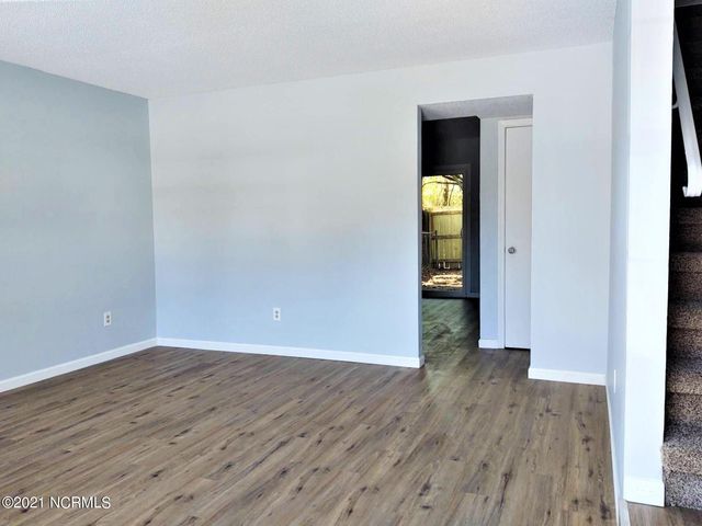 510 Myrtlewood Circle, Jacksonville, NC 28546
