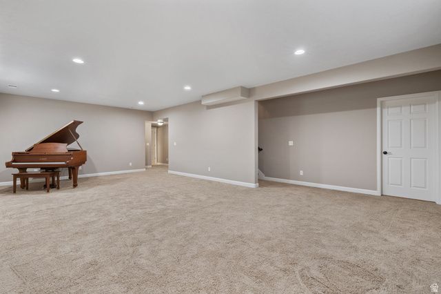 11173 S VILLAGE GROVE LN, South Jordan, UT 84095