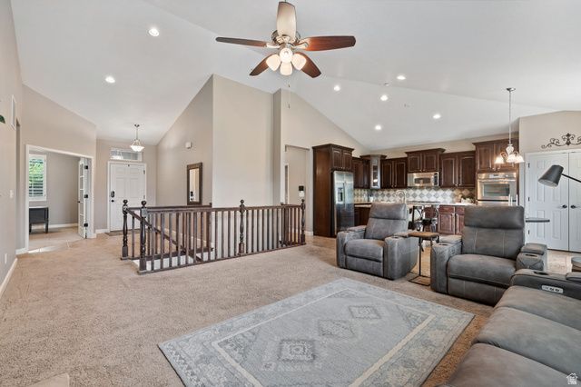 11173 S VILLAGE GROVE LN, South Jordan, UT 84095