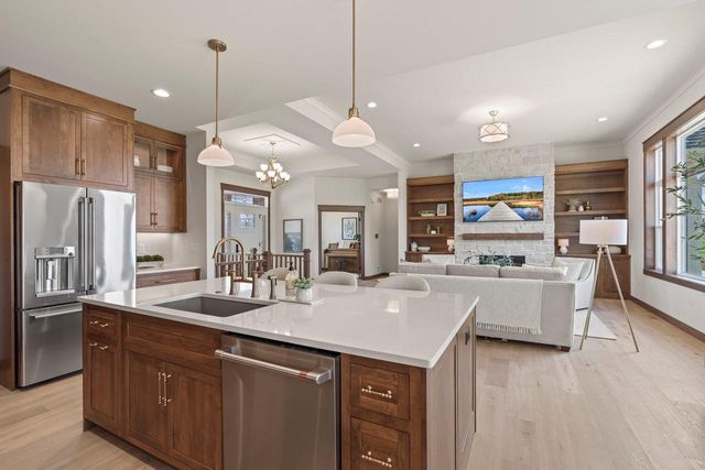 3327 Colton Way, Windsor, WI 53598