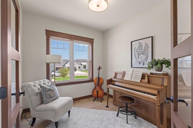 3327 Colton Way, Windsor, WI 53598
