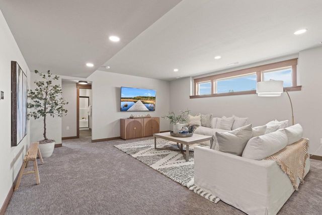 3327 Colton Way, Windsor, WI 53598