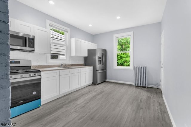 45 Seymour Ave, Newark City, NJ 07108