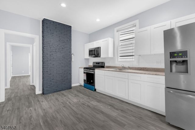 45 Seymour Ave, Newark City, NJ 07108