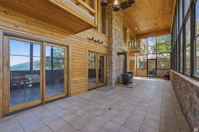 6112 BREEZE CIR, Ogden, UT 84403