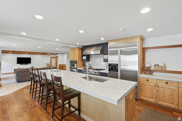6112 BREEZE CIR, Ogden, UT 84403