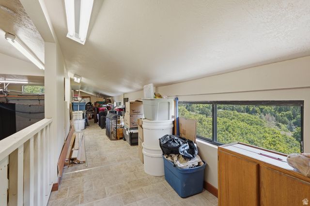 6112 BREEZE CIR, Ogden, UT 84403