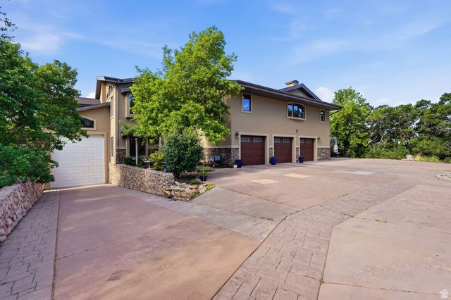 6112 BREEZE CIR, Ogden, UT 84403