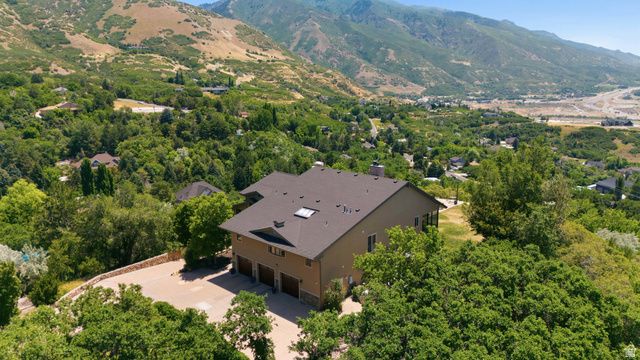 6112 BREEZE CIR, Ogden, UT 84403