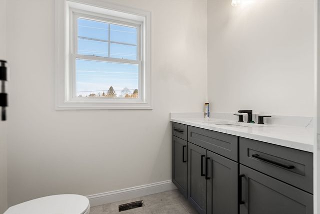 910 Livingston St, Tewksbury, MA 01876