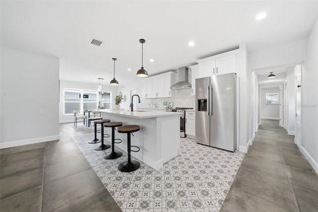 7033 HIBISCUS AVENUE S, South Pasadena, FL 33707