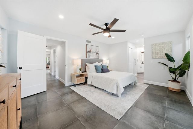 7033 HIBISCUS AVENUE S, South Pasadena, FL 33707