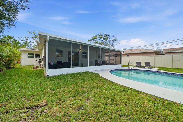 7033 HIBISCUS AVENUE S, South Pasadena, FL 33707