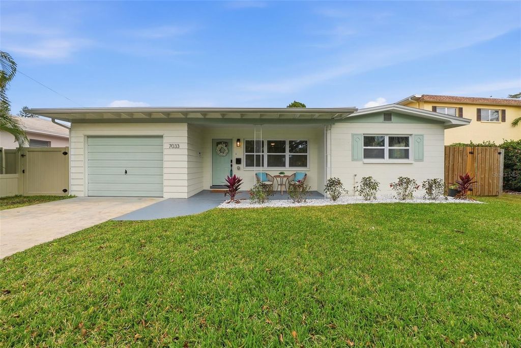 7033 HIBISCUS AVENUE S, South Pasadena, FL 33707