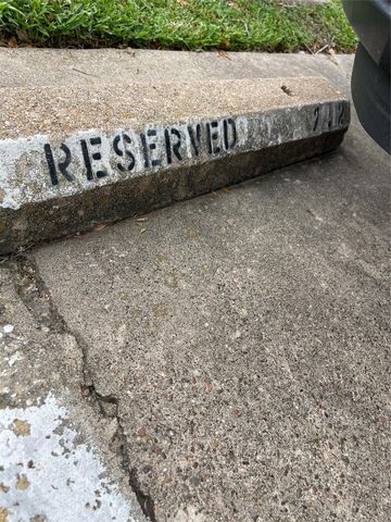 1516 Bay Area Boulevard E4, Houston, TX 77058