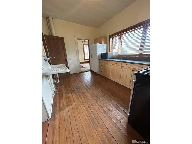 531 E St, Salida, CO 81201