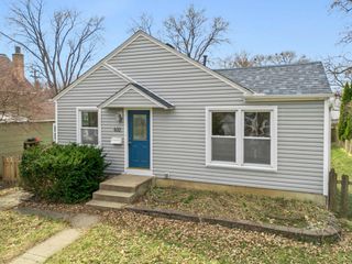 632 7th Avenue S, Hopkins, MN 55343