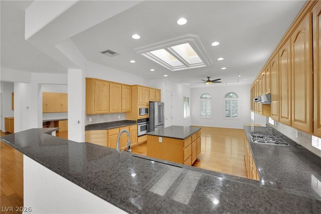 2910 Maffie Street, Henderson, NV 89052