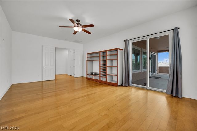 2910 Maffie Street, Henderson, NV 89052