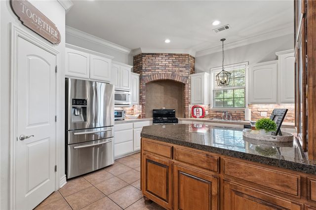 6570 Freedom Place, Springdale, AR 72762