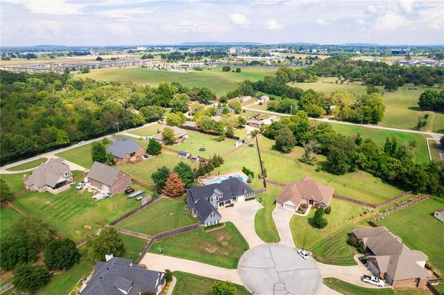 6570 Freedom Place, Springdale, AR 72762